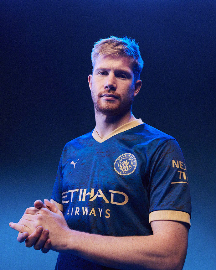 阿隆索命悬一线！皇马主席不满现代足球理念，欧冠生死战或成转折点（皇马主席不满现代足球观念，阿隆索前途堪忧，欧冠生死战或成分水岭）