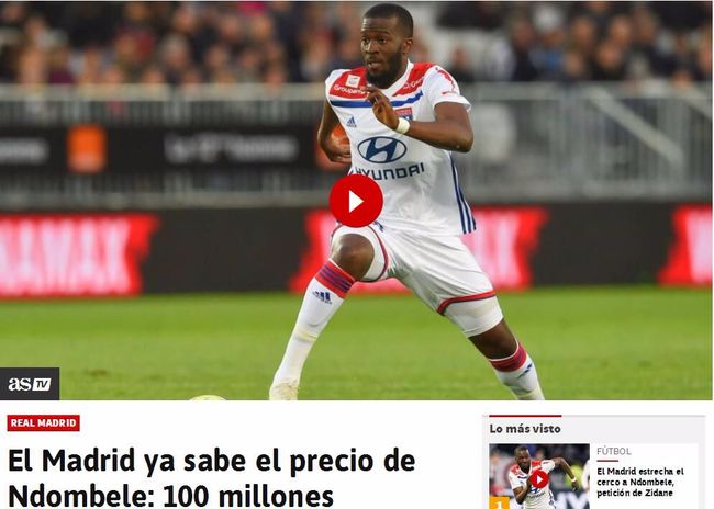 公牛半场三分13中3，吉迪10+5+5咬住比分（公牛半场外线手冷13投3中，吉迪10分5板5助紧咬比分）