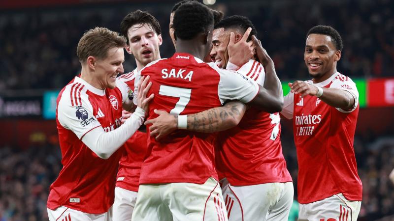 剑南春｜米兰1-0拉齐奥暂登顶，莱奥制胜，托莫里献助攻（剑南春｜莱奥一锤定音托莫里送助攻，米兰1-0力克拉齐奥暂居榜首）