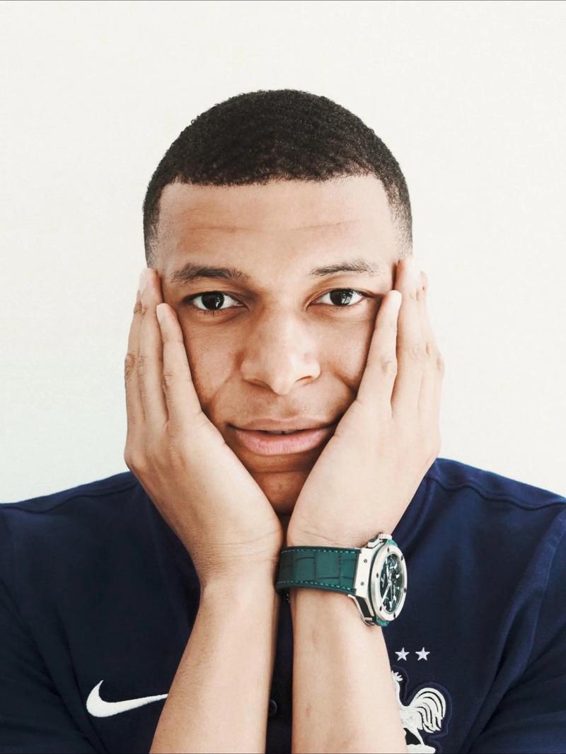 法媒：国米翼卫路易斯-恩里克被推荐给马赛、摩纳哥、里昂（法媒：马赛、摩纳哥、里昂获荐引进国米翼卫路易斯-恩里克）