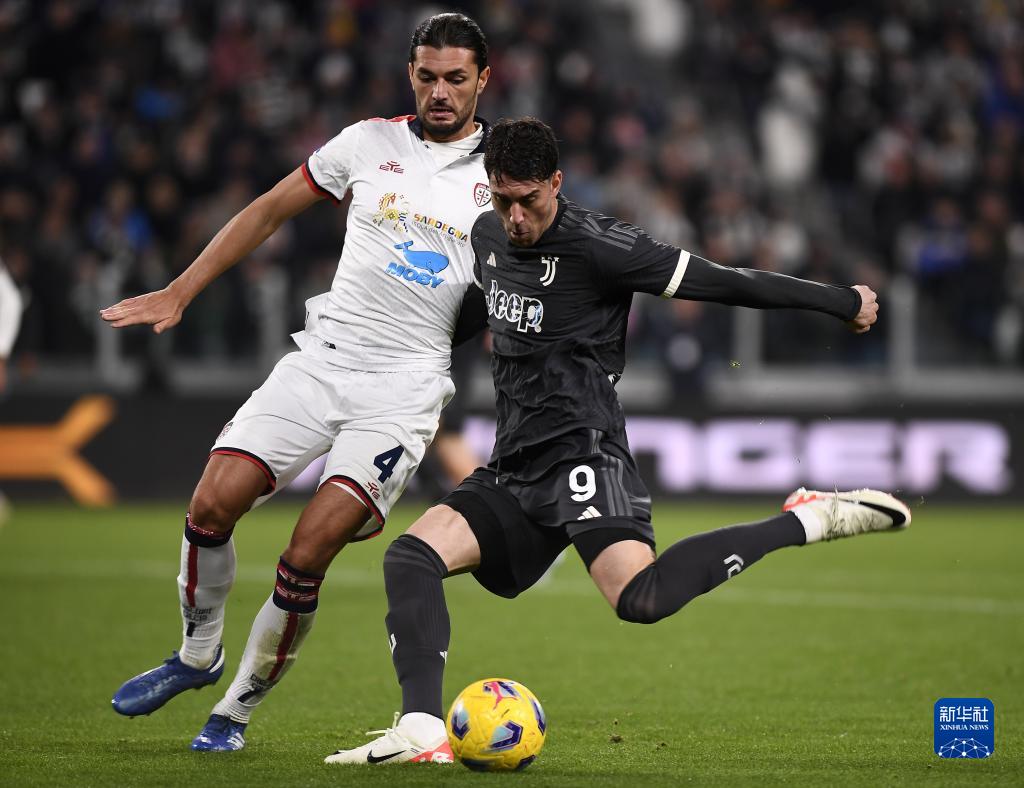 港队本月亚洲杯预选赛大名单：陈晋一领衔中超、中甲8将入选（香港队本月亚洲杯预选名单出炉：陈晋一领衔，中超中甲8人入选）