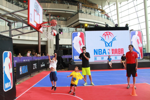 英超-特罗萨德替补破门 阿森纳1-2遭维拉读秒绝杀（英超：特罗萨德替补建功 阿森纳1-2被维拉补时绝杀）