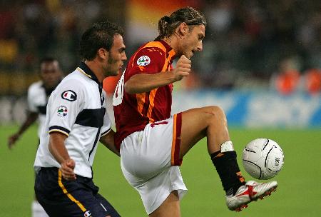 利物浦遇宿敌遭三杀？数据挺红军止颓重返胜轨（利物浦逢宿敌吞三连击？数据力挺红军止颓重回胜轨）